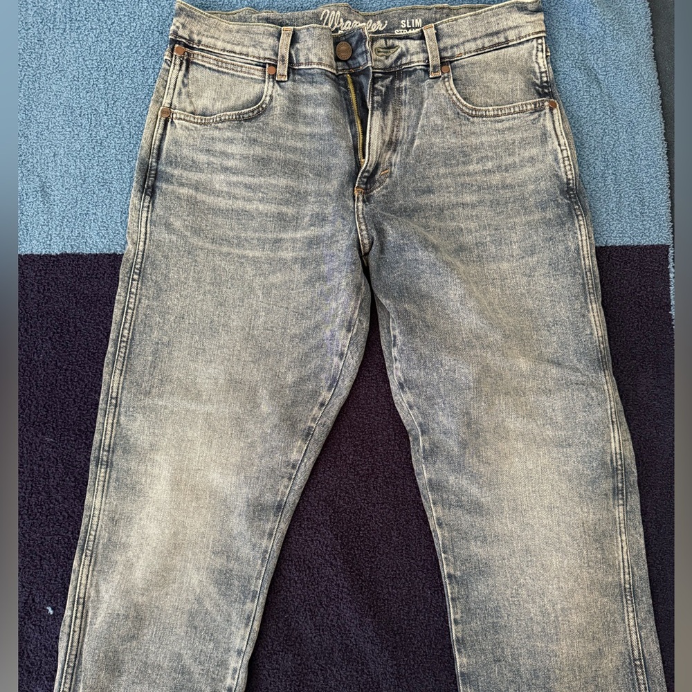 Wrangler Slim Straight Men’s Jeans. Size 32 x 34